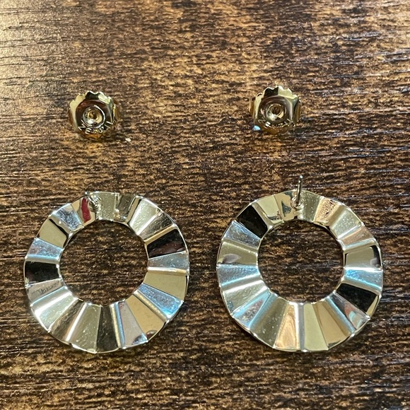 Zenzii Gold Ruffle Circle Earrings - Picture 3 of 5